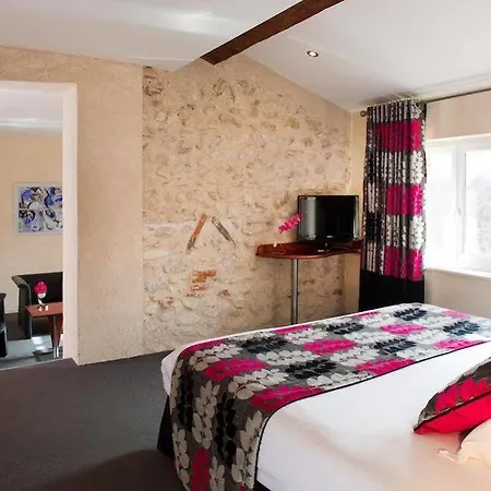 オーベルジュ　デュ　ルーア ホテル 4*