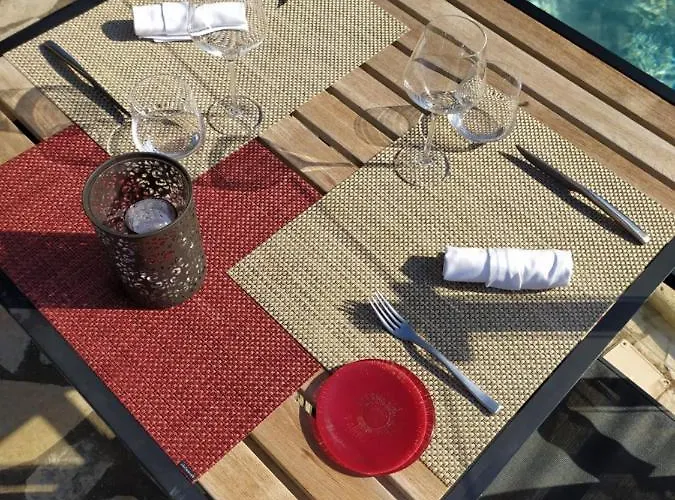 オーベルジュ　デュ　ルーア 4* アルジェレス・シュル・メール