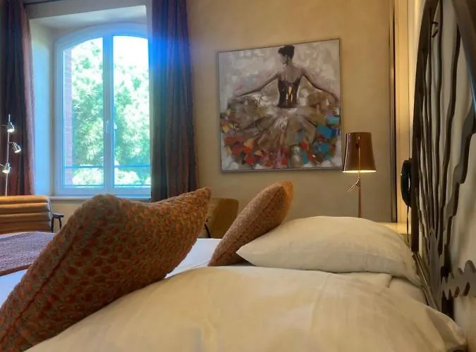 オーベルジュ　デュ　ルーア アルジェレス・シュル・メール