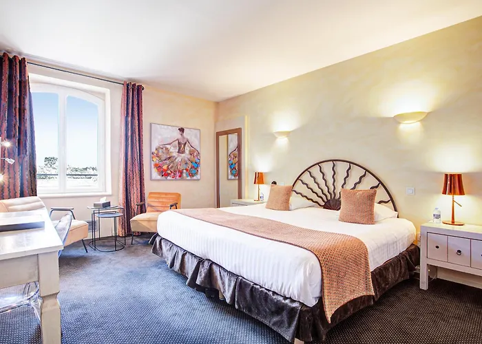 オーベルジュ　デュ　ルーア 4*