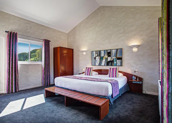 ホテル オーベルジュ　デュ　ルーア アルジェレス・シュル・メール