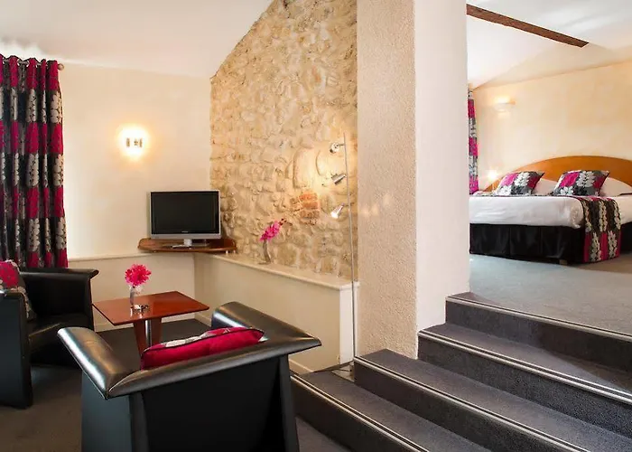 オーベルジュ　デュ　ルーア ホテル 4*