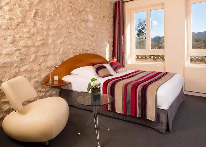 ホテル オーベルジュ　デュ　ルーア 4*