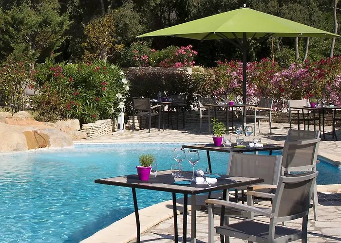 オーベルジュ　デュ　ルーア 4*