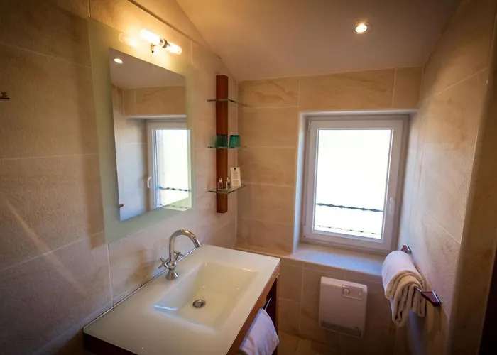 オーベルジュ　デュ　ルーア アルジェレス・シュル・メール