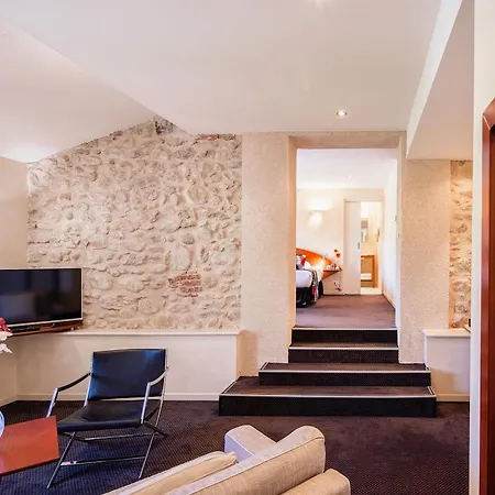 Du Roua Hotel 4*